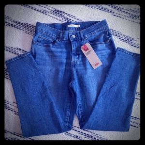 Levi's® Sculpt Classic Crop